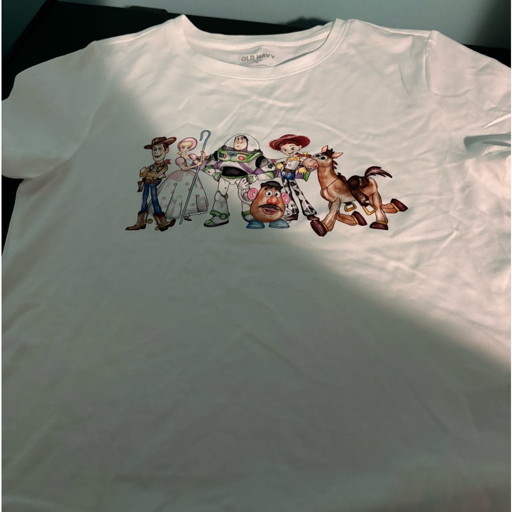 New Toy Story shirt made size medium